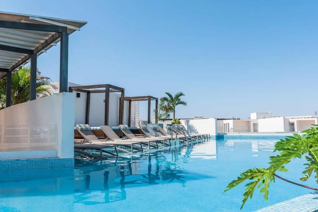 Апартаменты Luxury Condo 1Br 100Mb Gym Sauna Rooftop Pool Плая-дель-Кармен